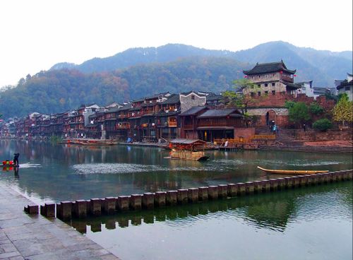 凤凰古城